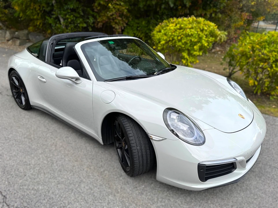 2018 Porsche 991 Targa 4 & 4S - Image 26 of 31