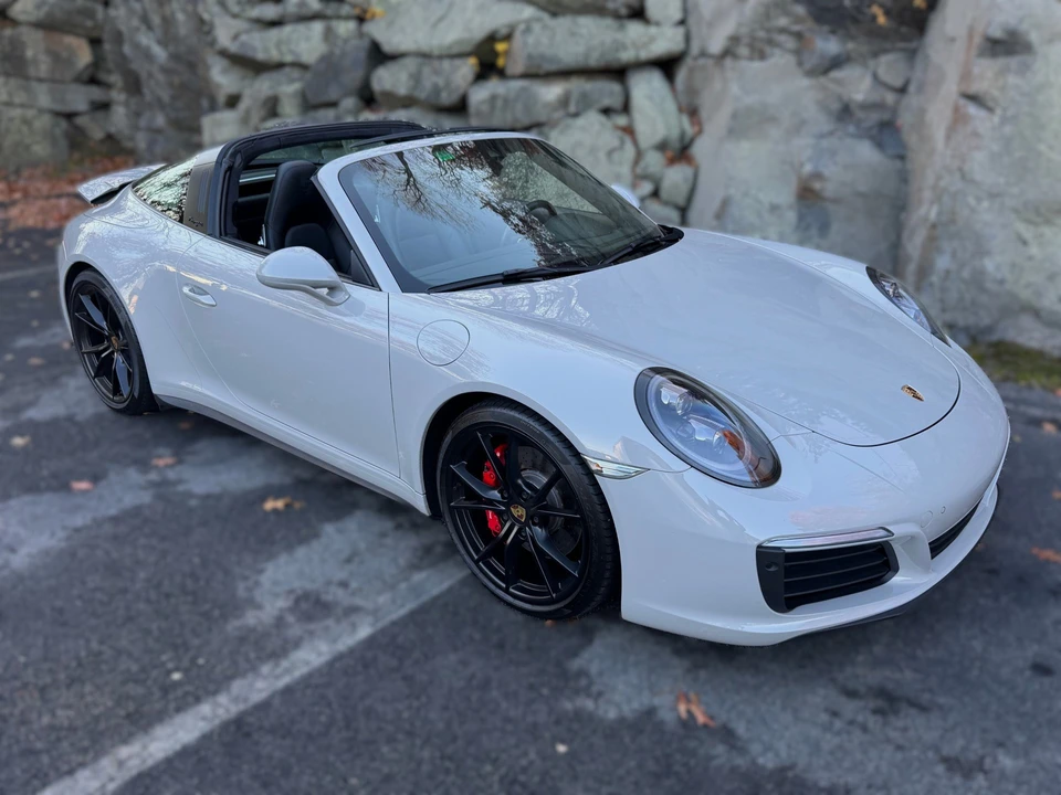 2018 Porsche 991 Targa 4 & 4S - Image 31 of 31