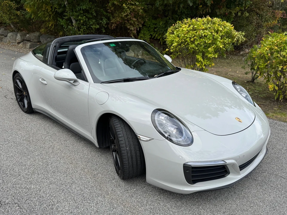 2018 Porsche 991 Targa 4 & 4S - Image 27 of 31