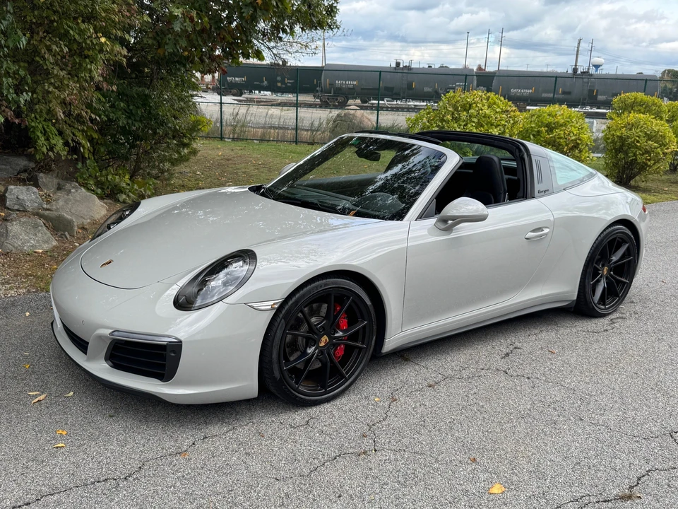 2018 Porsche 991 Targa 4 & 4S - Image 20 of 31