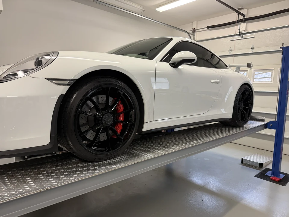 2018 Porsche 991 GT3 - Image 21 of 31