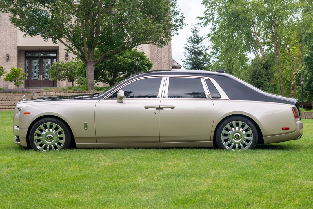 2019 Rolls-Royce Phantom VIII - Image 10 of 31