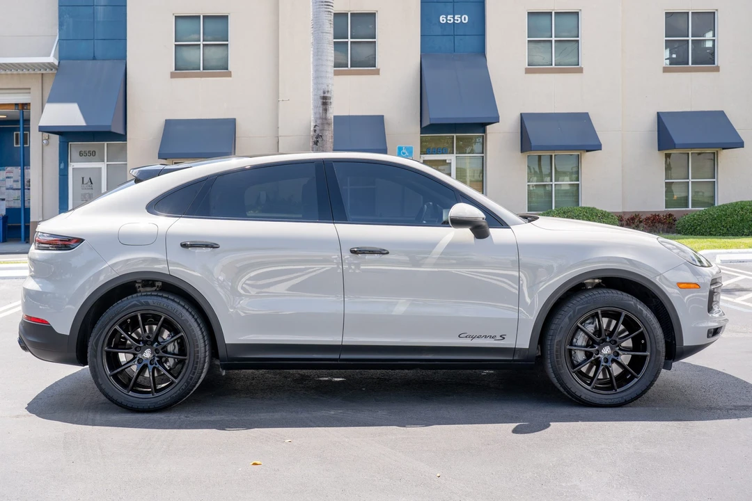 2020 Porsche 9Y0/9Y3 Cayenne S - Image 9 of 31