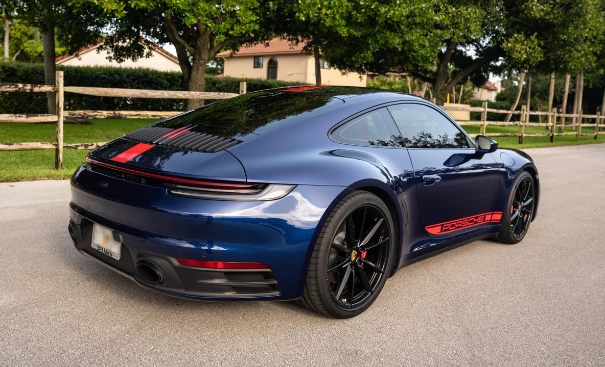 2023 Porsche 992 Carrera S - Image 21 of 31