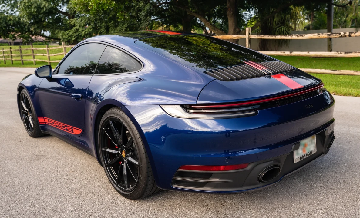 2023 Porsche 992 Carrera S - Image 16 of 31