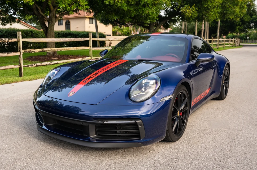 2023 Porsche 992 Carrera S - Image 6 of 31