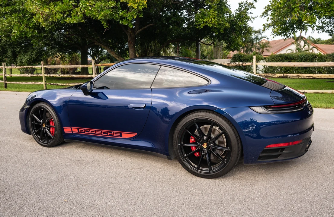 2023 Porsche 992 Carrera S - Image 13 of 31