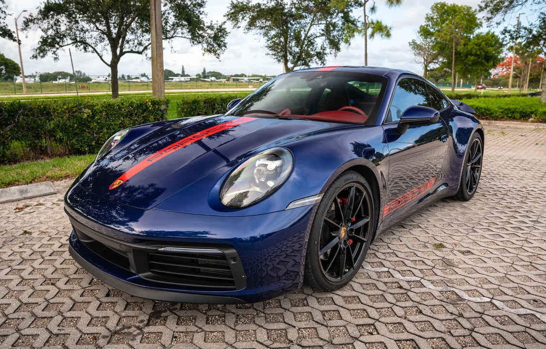 2023 Porsche 992 Carrera S - Image 7 of 31