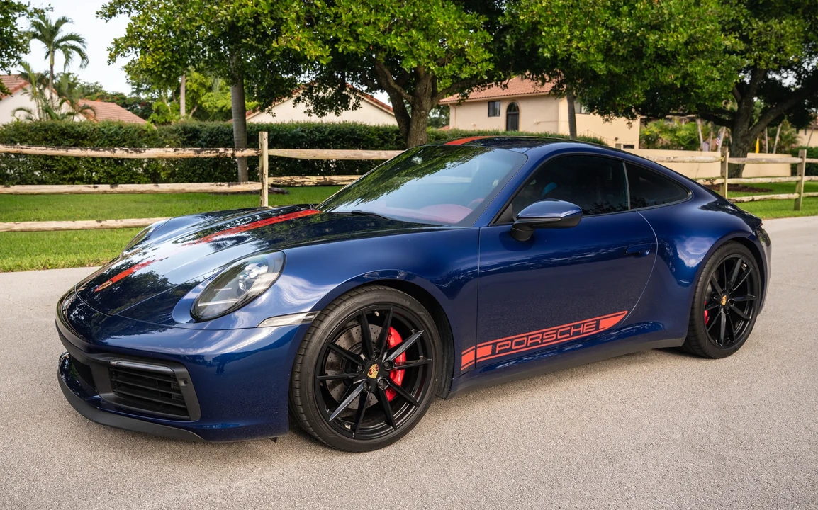 2023 Porsche 992 Carrera S - Image 9 of 31