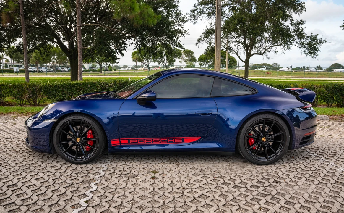 2023 Porsche 992 Carrera S - Image 10 of 31