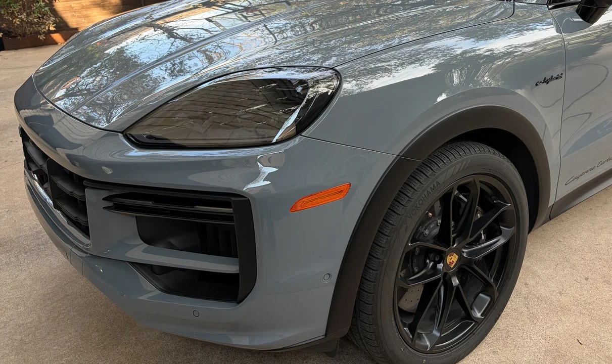 2024 Porsche 9Y0/9Y3 Cayenne Turbo - Image 23 of 31