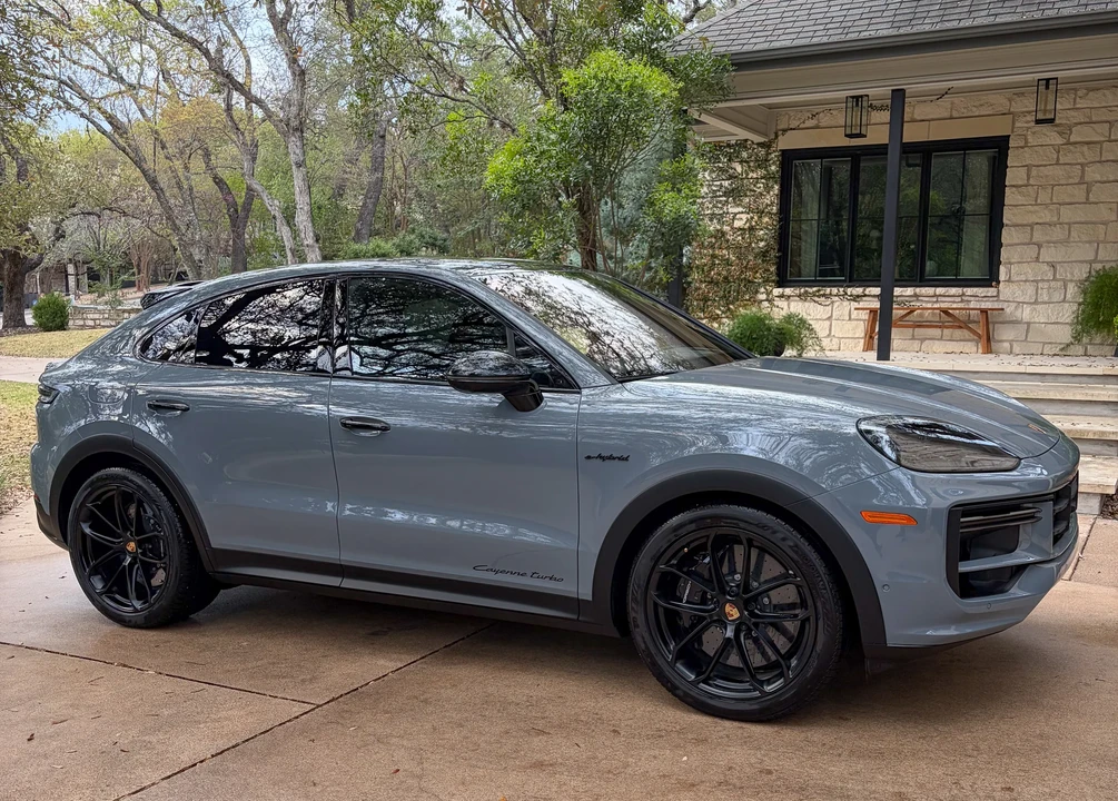 2024 Porsche 9Y0/9Y3 Cayenne Turbo - Image 14 of 31