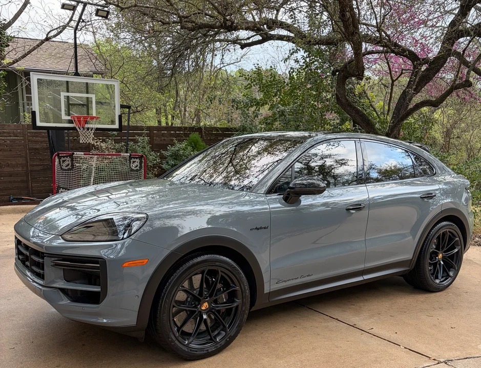2024 Porsche 9Y0/9Y3 Cayenne Turbo - Image 3 of 31