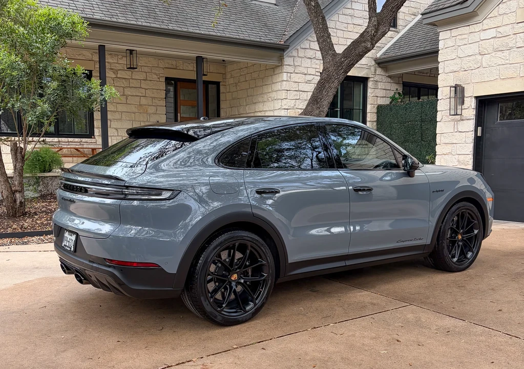 2024 Porsche 9Y0/9Y3 Cayenne Turbo - Image 12 of 31