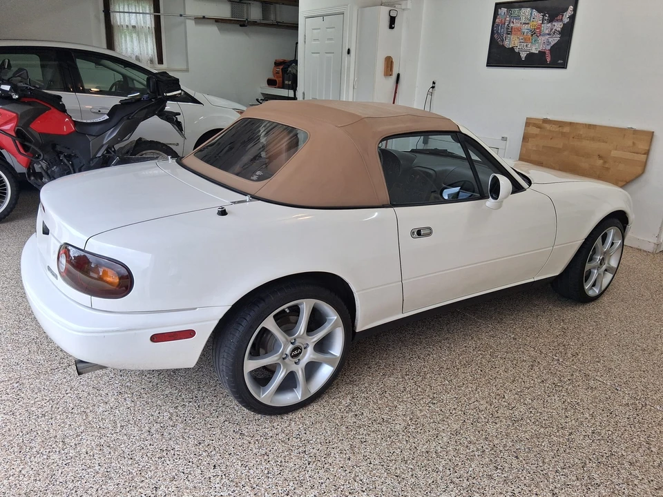 1995 Mazda NA MX-5 Miata - Image 11 of 31