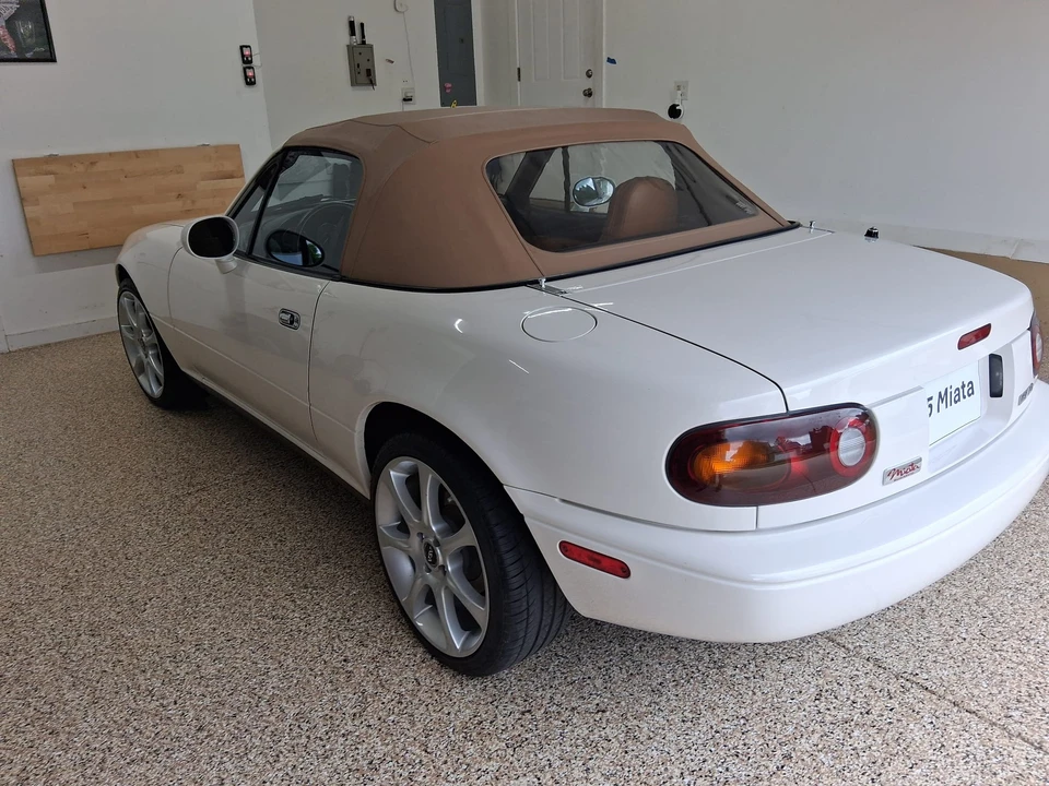 1995 Mazda NA MX-5 Miata - Image 8 of 31