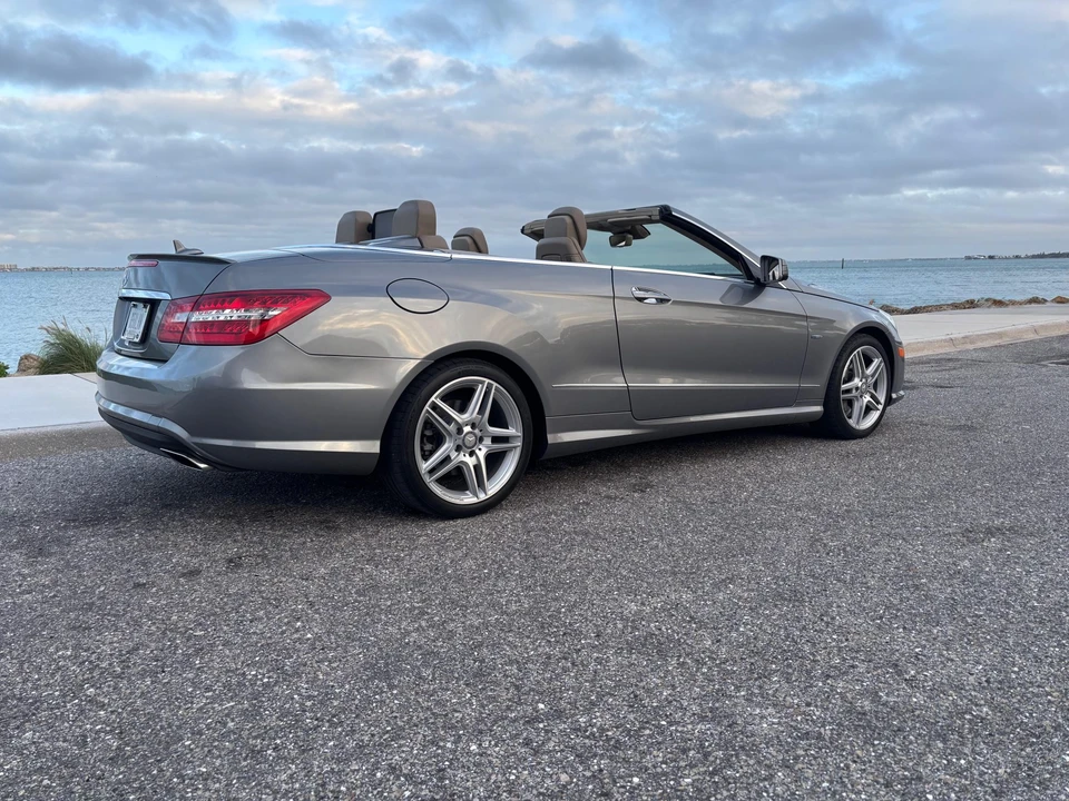2012 Mercedes-Benz C207/A207 E-Class Coupe & Convertible - Image 15 of 31