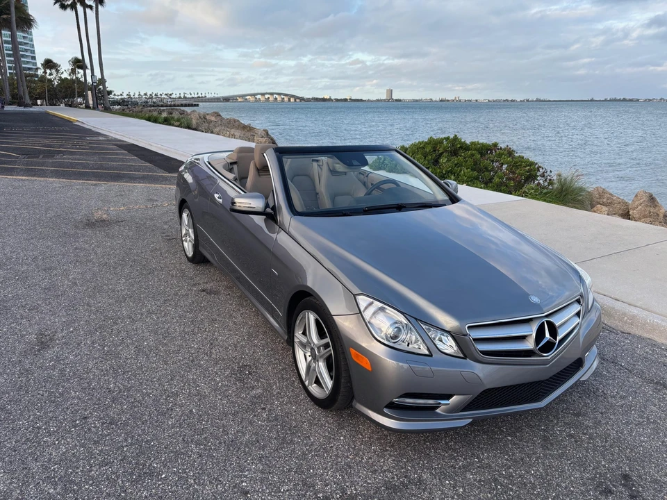 2012 Mercedes-Benz C207/A207 E-Class Coupe & Convertible - Image 28 of 31