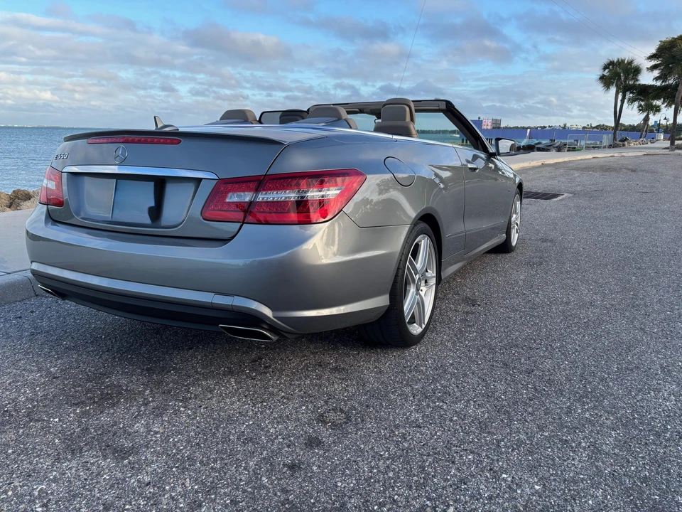 2012 Mercedes-Benz C207/A207 E-Class Coupe & Convertible - Image 18 of 31
