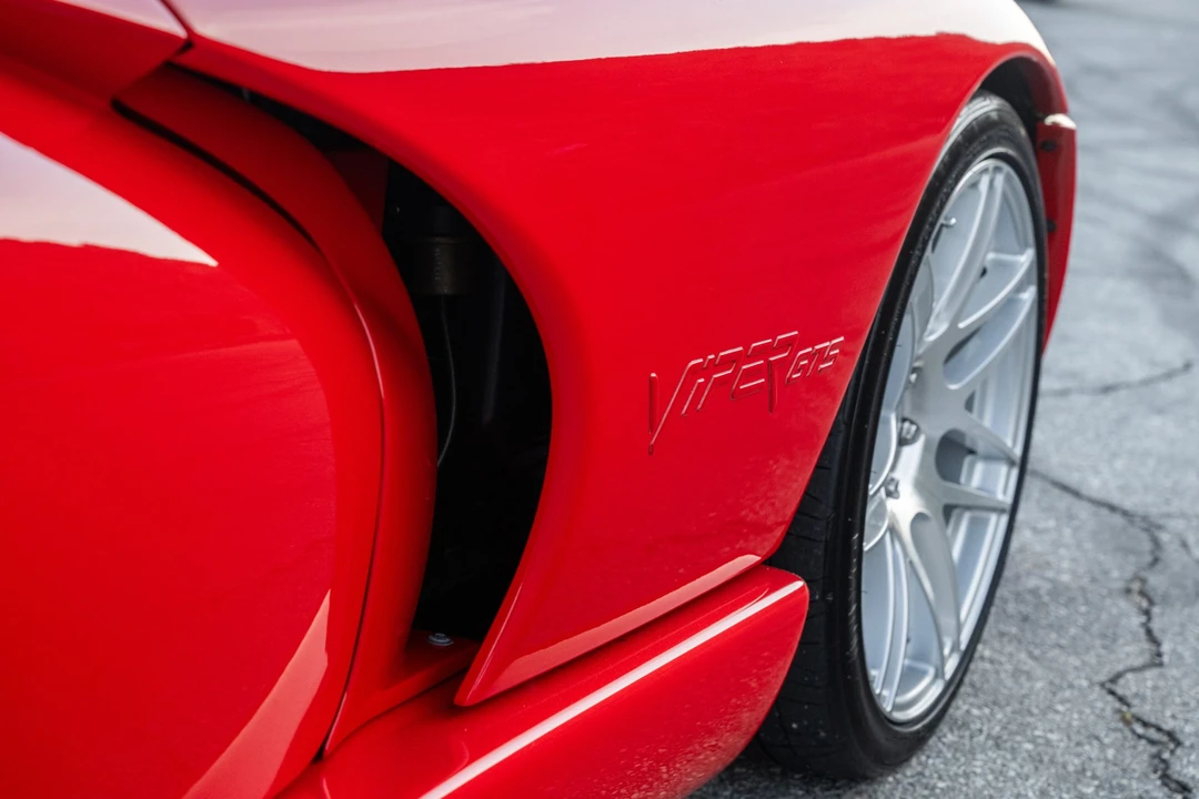 2002 Dodge Viper GTS 2nd Gen - Image 26 of 31
