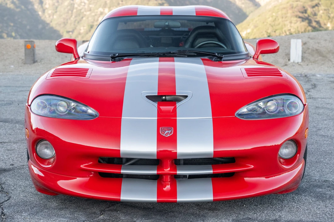 2002 Dodge Viper GTS 2nd Gen - Image 4 of 31