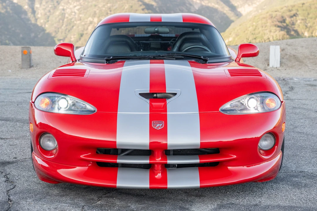 2002 Dodge Viper GTS 2nd Gen - Image 5 of 31