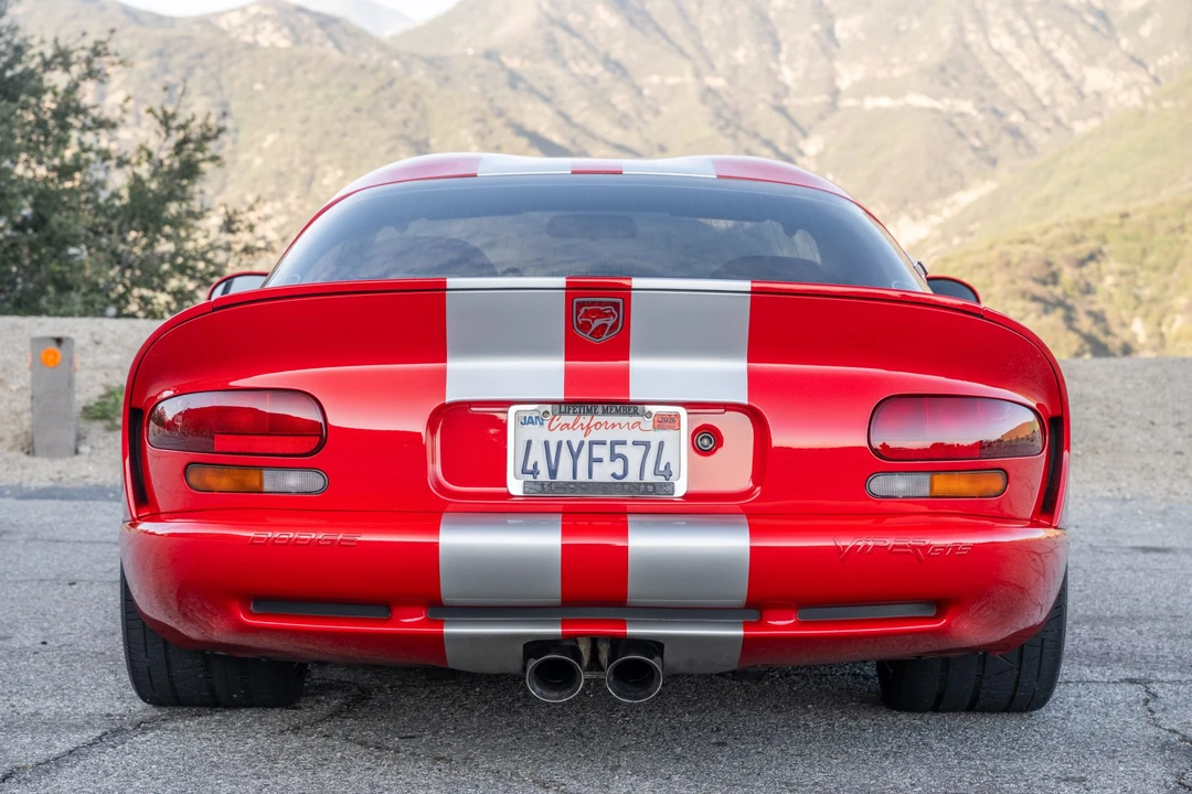2002 Dodge Viper GTS 2nd Gen - Image 9 of 31