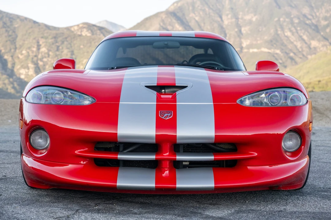 2002 Dodge Viper GTS 2nd Gen - Image 3 of 31