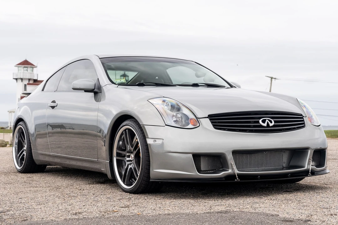 2004 Infiniti G35 3rd Gen - Image 16 of 31