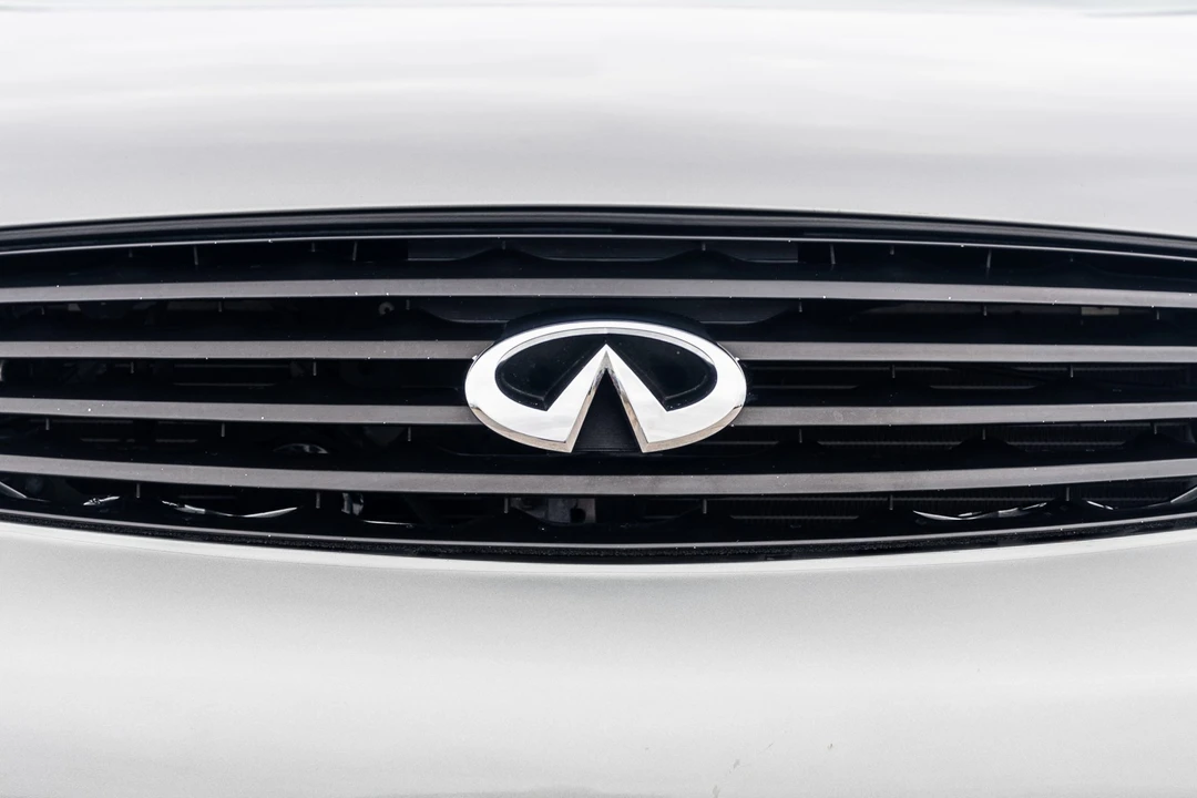 2004 Infiniti G35 3rd Gen - Image 26 of 31