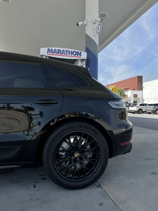 2021 Porsche Macan GTS - Image 9 of 19