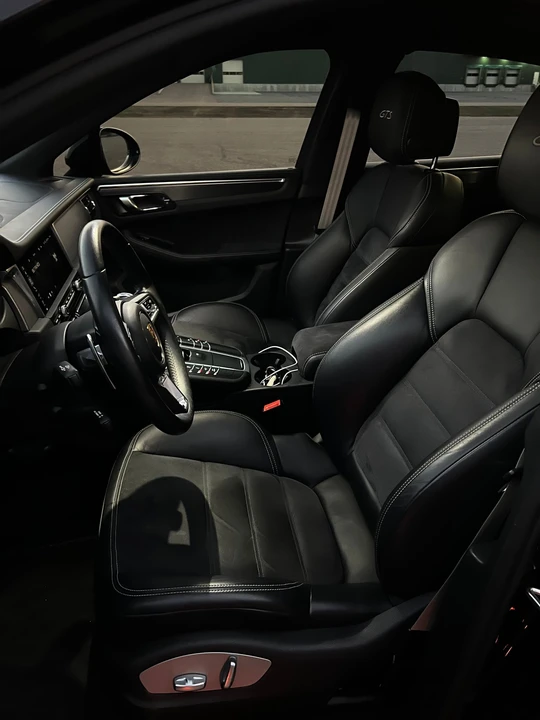2021 Porsche Macan GTS - Image 10 of 19