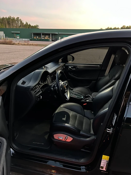 2021 Porsche Macan GTS - Image 13 of 19
