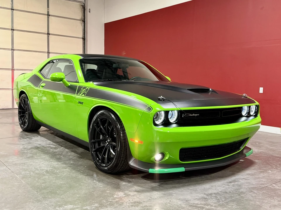 2017 Dodge Challenger SRT8 & 392 3rd Gen - Image 22 of 31