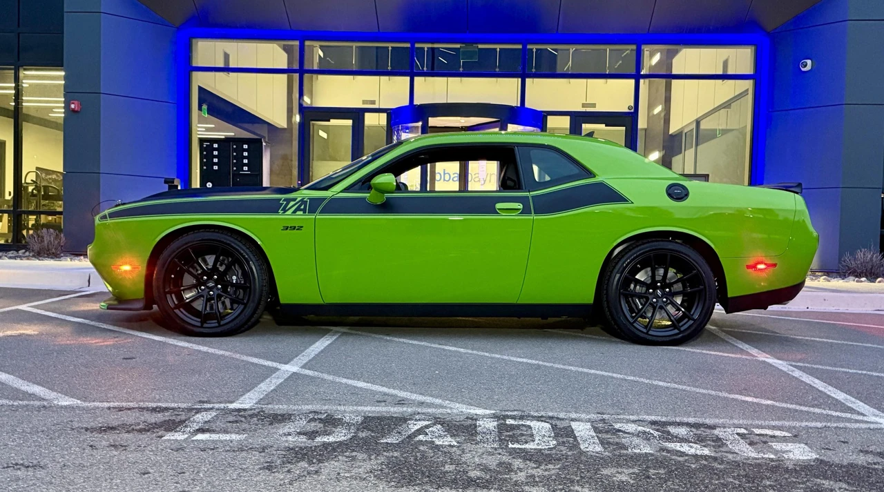 2017 Dodge Challenger SRT8 & 392 3rd Gen - Image 6 of 31