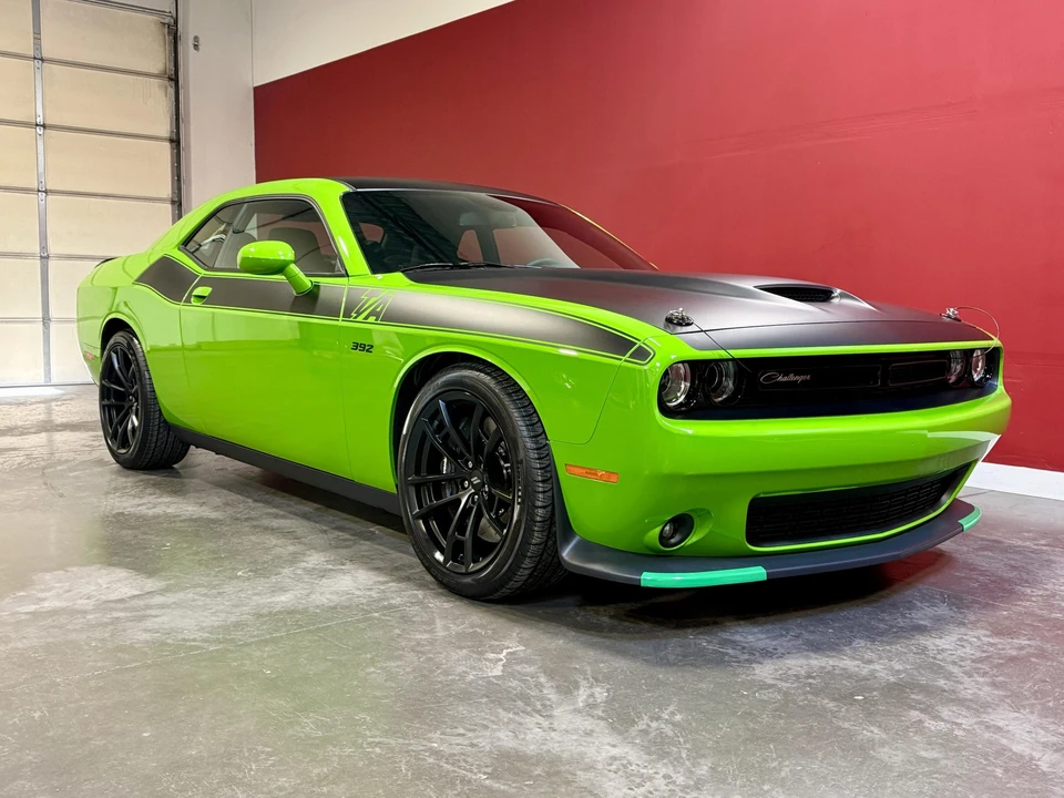 2017 Dodge Challenger SRT8 & 392 3rd Gen - Image 24 of 31
