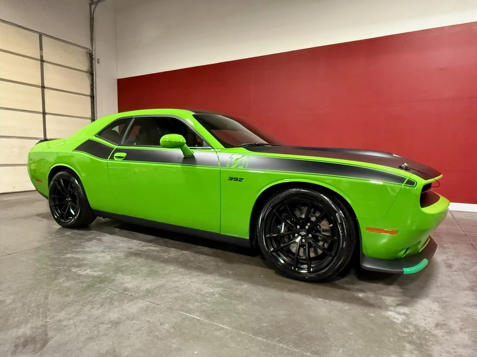 2017 Dodge Challenger SRT8 & 392 3rd Gen - Image 20 of 31