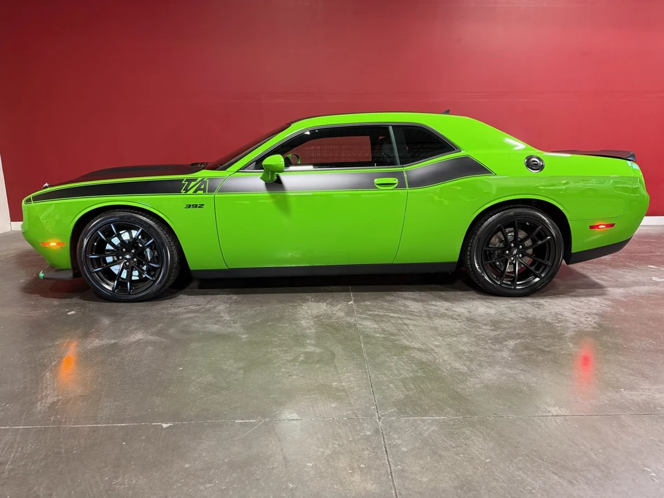 2017 Dodge Challenger SRT8 & 392 3rd Gen - Image 7 of 31