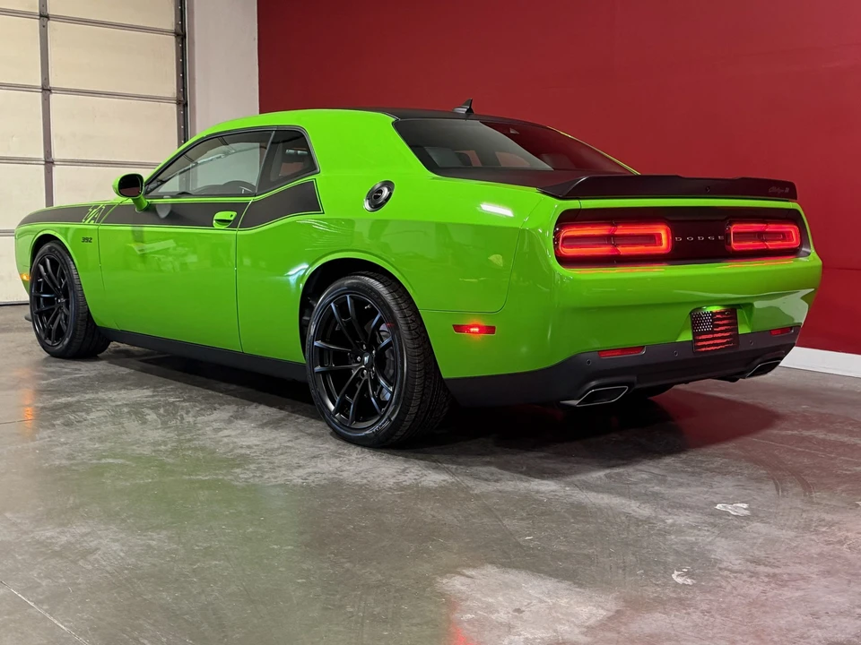 2017 Dodge Challenger SRT8 & 392 3rd Gen - Image 10 of 31