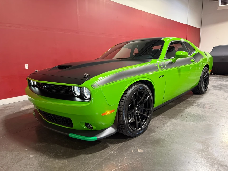 2017 Dodge Challenger SRT8 & 392 3rd Gen - Image 5 of 31