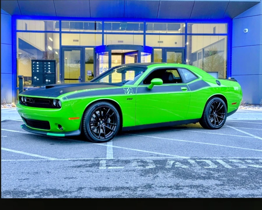 2017 Dodge Challenger SRT8 & 392 3rd Gen - Image 4 of 31