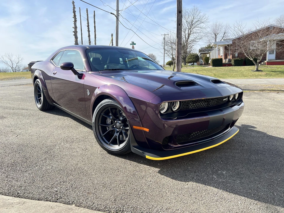 2022 Dodge Challenger SRT Hellcat 3rd Gen - Image 5 of 31
