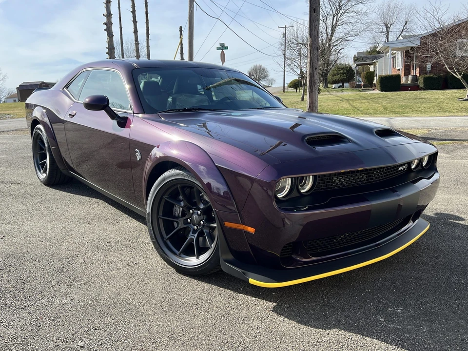2022 Dodge Challenger SRT Hellcat 3rd Gen - Image 8 of 31