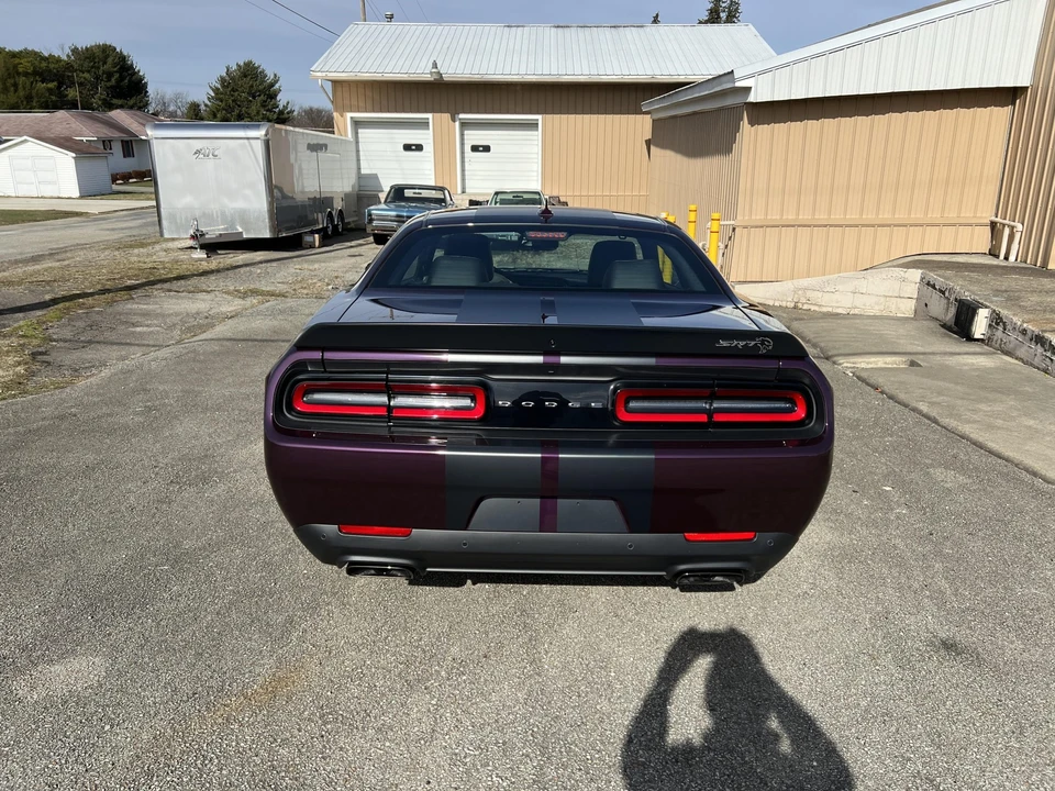 2022 Dodge Challenger SRT Hellcat 3rd Gen - Image 27 of 31