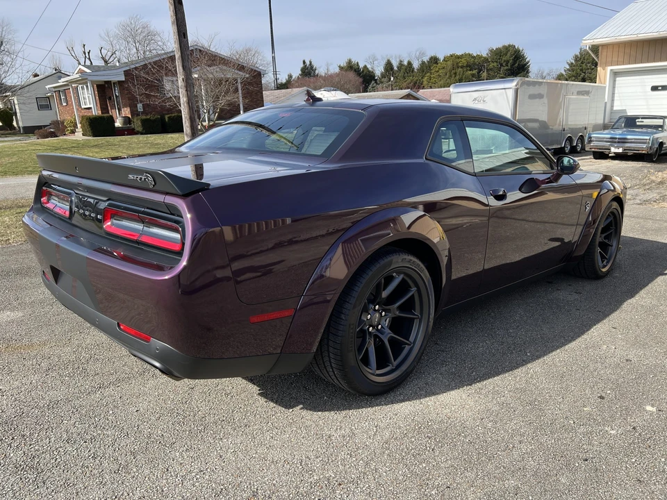 2022 Dodge Challenger SRT Hellcat 3rd Gen - Image 22 of 31