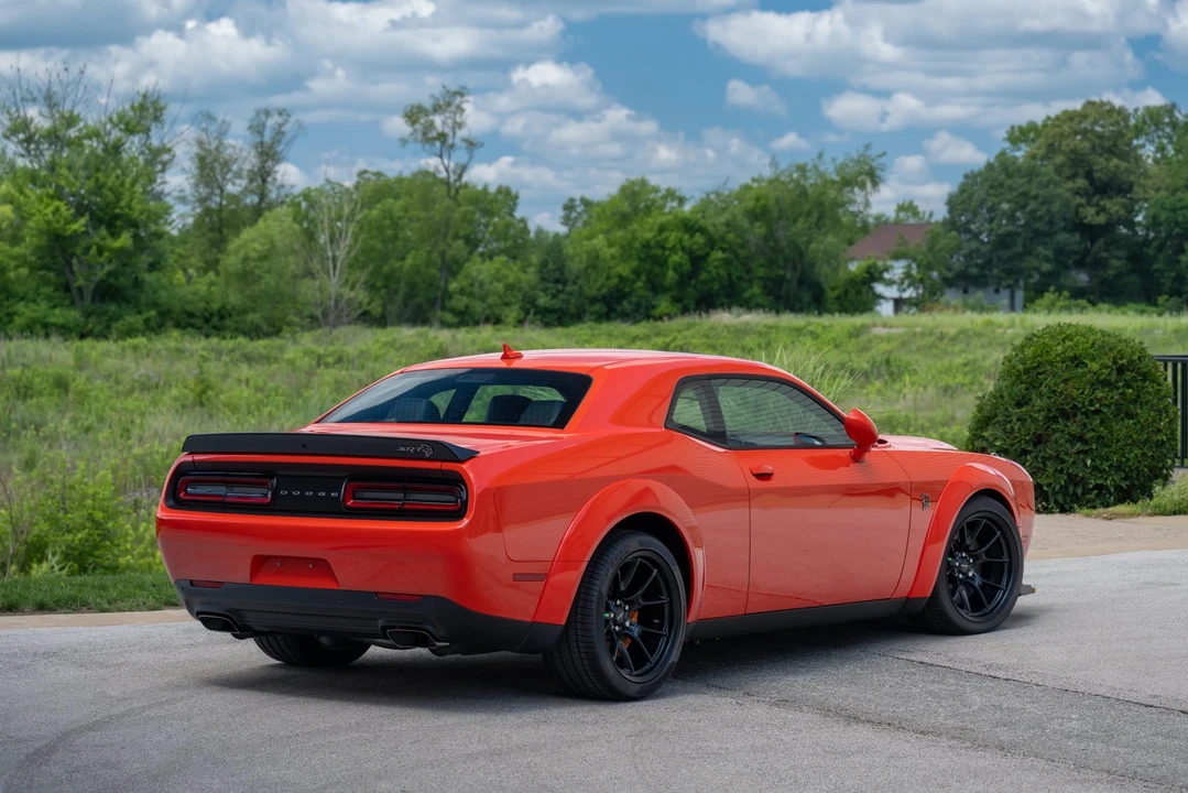 2022 Dodge Challenger SRT Hellcat 3rd Gen - Image 28 of 31