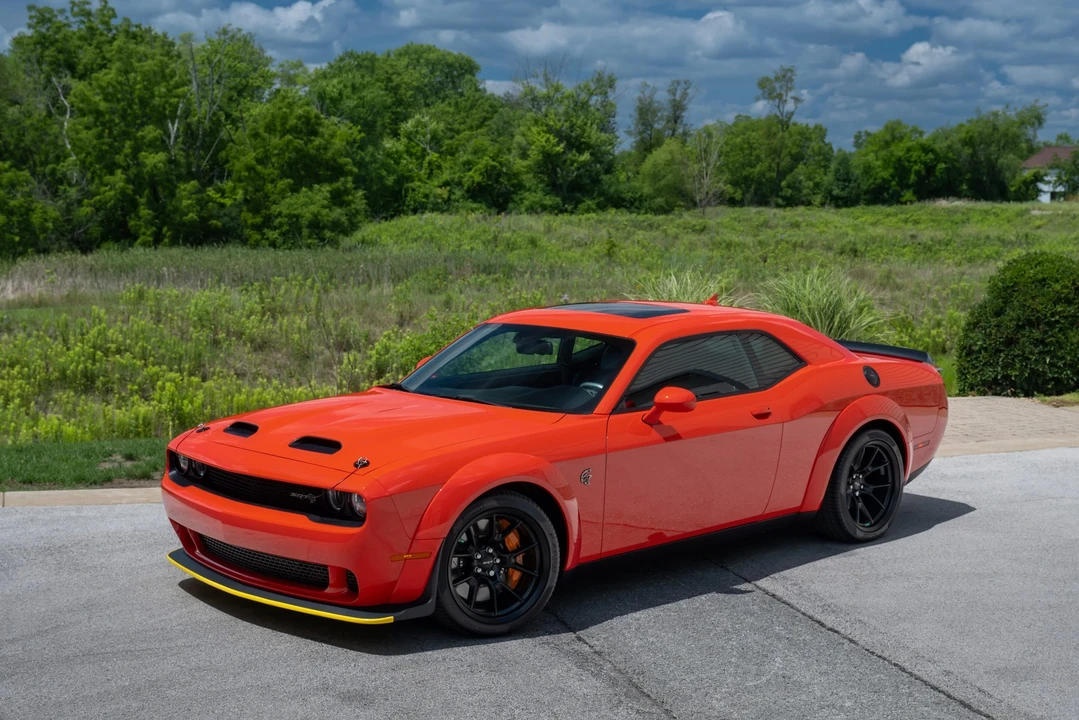 2022 Dodge Challenger SRT Hellcat 3rd Gen - Image 9 of 31