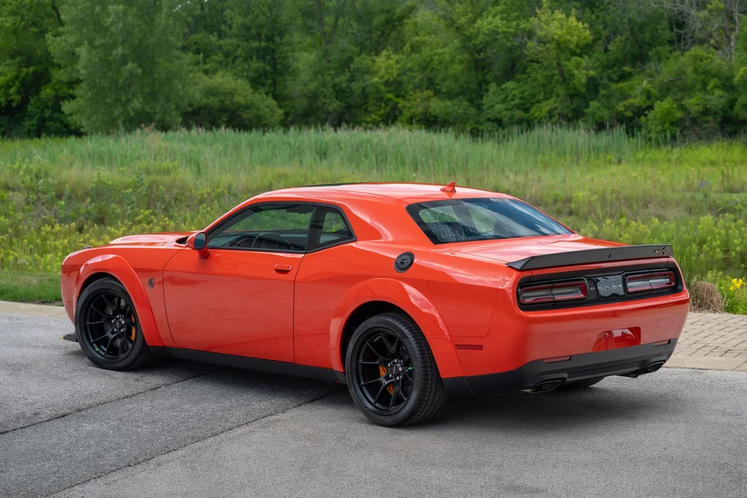 2022 Dodge Challenger SRT Hellcat 3rd Gen - Image 19 of 31