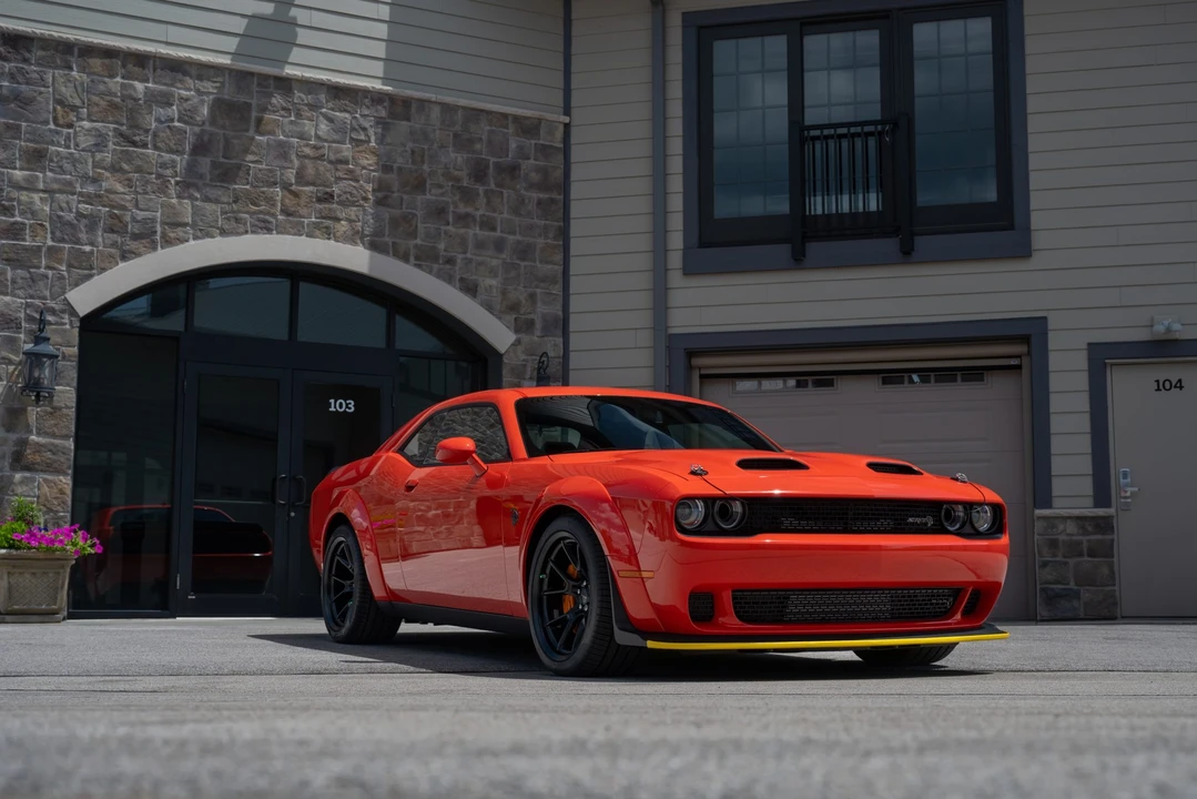 2022 Dodge Challenger SRT Hellcat 3rd Gen - Image 4 of 31