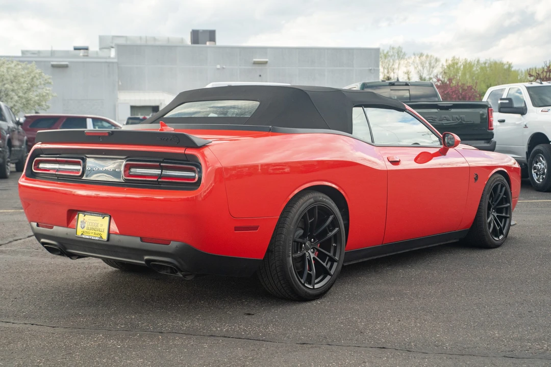 2023 Dodge Challenger SRT Hellcat 3rd Gen - Image 14 of 31